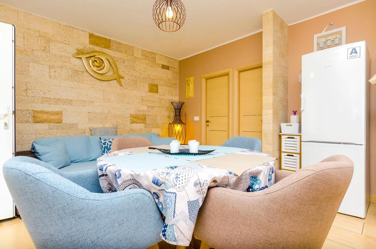 Apartments Nives Trogir Kültér fotó