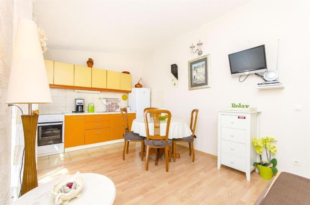 Apartments Nives Trogir Kültér fotó