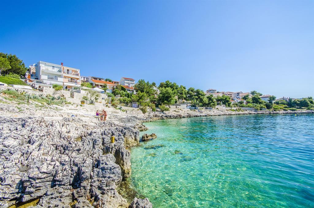 Apartments Nives Trogir Kültér fotó