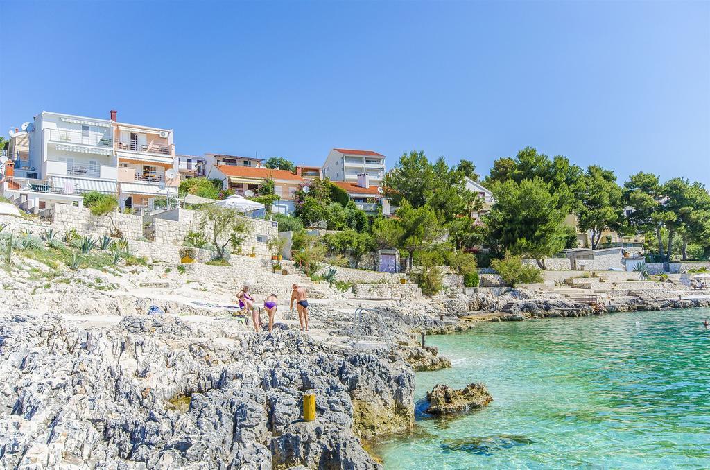 Apartments Nives Trogir Kültér fotó