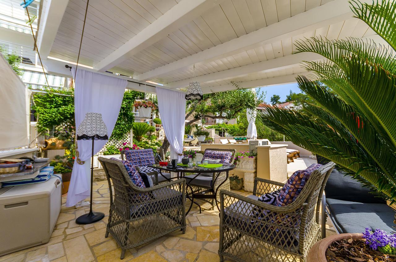 Apartments Nives Trogir Kültér fotó