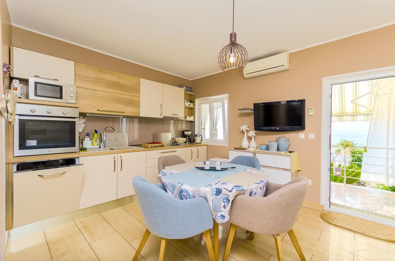 Apartments Nives Trogir Kültér fotó
